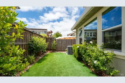1417 Sylvia Way, Petaluma, CA 95466 - Photo 31