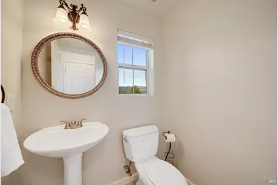 450 E E Street, Benicia, CA 94510 - Photo 11