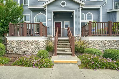 450 E E Street, Benicia, CA 94510 - Photo 3