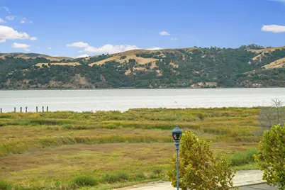 450 E E Street, Benicia, CA 94510 - Photo 1