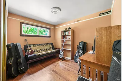 613 Ashbury Avenue, Santa Rosa, CA 95404 - Photo 15
