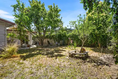 613 Ashbury Avenue, Santa Rosa, CA 95404 - Photo 29