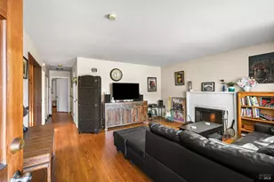 613 Ashbury Ave, Santa Rosa, CA 95404 - Photo 3
