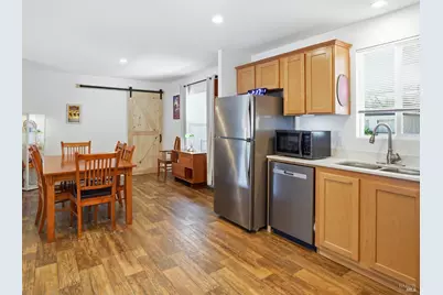 858 Mary Street, Santa Rosa, CA 95403 - Photo 23