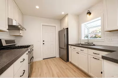 1943 Illinois Avenue, Santa Rosa, CA 95401 - Photo 7
