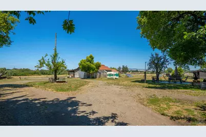 4898 Bodega Avenue, Petaluma, CA 94952 - Photo 29