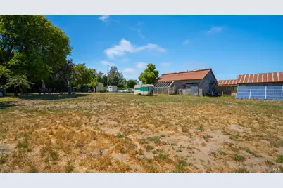 4898 Bodega Avenue, Petaluma, CA 94952 - Photo 51
