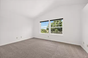 136 Crownpointe Dr, Vallejo, CA 94591 - Photo 21