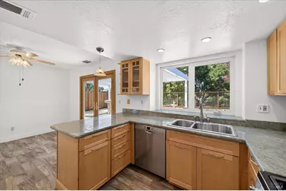 136 Crowpointe Drive, Vallejo, CA 94591 - Photo 15