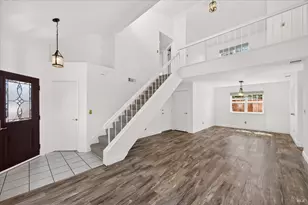 136 Crownpointe Dr, Vallejo, CA 94591 - Photo 7