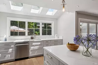 22 Hyannis Cove, San Rafael, CA 94901 - Photo 13