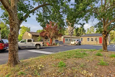 10117 Old Redwood Highway, Windsor, CA 95492 - Photo 13