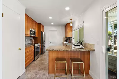 329 Larkin Court, Benicia, CA 94510 - Photo 13