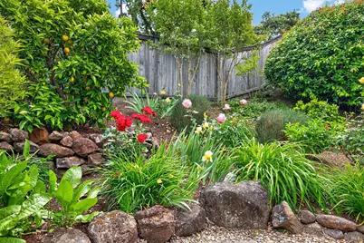 5992 Stone Bridge Road, Santa Rosa, CA 95409 - Photo 33