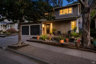 1036 McNear Avenue, Petaluma, CA 94952 - Photo 1