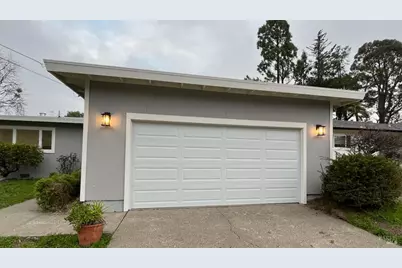 584 Midway Boulevard, Novato, CA 94947 - Photo 23