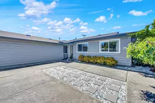 2425 Oceanic Dr, Fairfield, CA 94533 - Photo 11