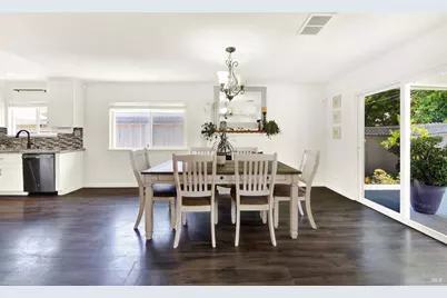 2425 Oceanic Drive, Fairfield, CA 94533 - Photo 17