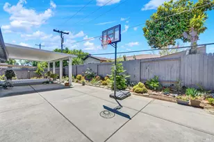 2425 Oceanic Dr, Fairfield, CA 94533 - Photo 49