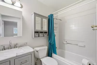 525 Albert Way, Petaluma, CA 94954 - Photo 31