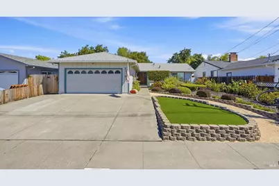 525 Albert Way, Petaluma, CA 94954 - Photo 1