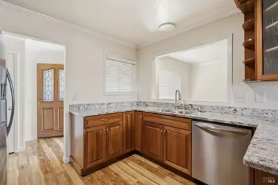 525 Albert Way, Petaluma, CA 94954 - Photo 5
