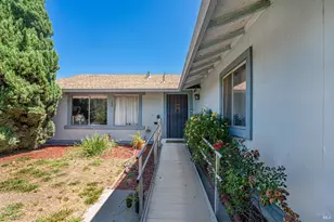 1551 W 3rd St, Santa Rosa, CA 95401 - Photo 3