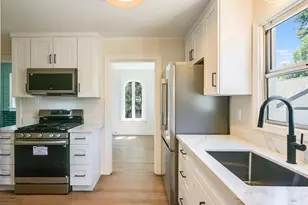 8 Grandview Ave, Petaluma, CA 94952 - Photo 9