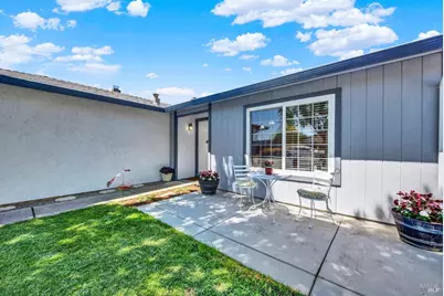 203 Greenwich Circle, Vacaville, CA 95687 - Photo 15