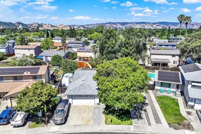 203 Greenwich Circle, Vacaville, CA 95687 - Photo 5