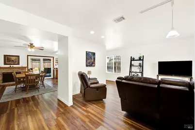 203 Greenwich Circle, Vacaville, CA 95687 - Photo 17