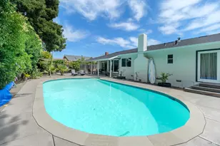 18 Devonshire Dr, Novato, CA 94947 - Photo 41