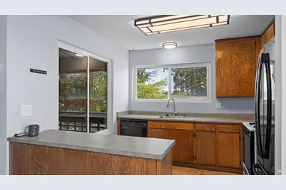 355 Parkview Terrace #L12, Vallejo, CA 94589 - Photo 23