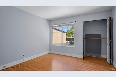 355 Parkview Terrace #L12, Vallejo, CA 94589 - Photo 27