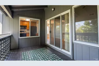 355 Parkview Terrace #L12, Vallejo, CA 94589 - Photo 9