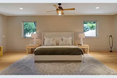 10533 Westside Road, Healdsburg, CA 95448 - Photo 23