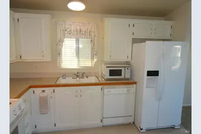 28 Valencia Drive, Fairfield, CA 94533 - Photo 15