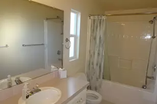 28 Valencia Dr, Fairfield, CA 94533 - Photo 17