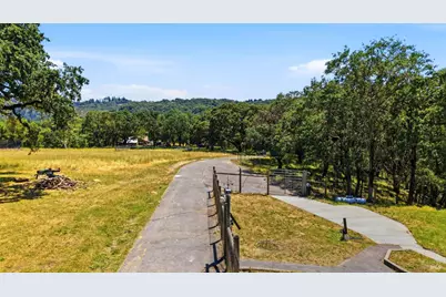 2713 Leslie Road, Santa Rosa, CA 95404 - Photo 9