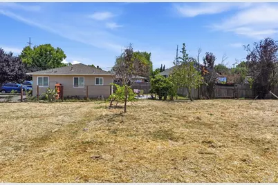 1306 Grand Avenue, Santa Rosa, CA 95404 - Photo 17