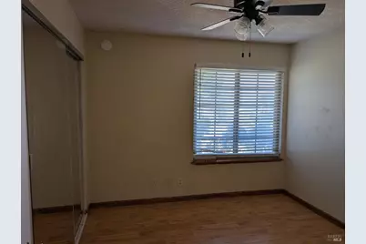 654 Houston Court, Vacaville, CA 95687 - Photo 9
