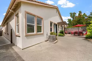 1284 Eagle Dr, Windsor, CA 95492 - Photo 43