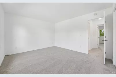 5022 Charmian Drive, Santa Rosa, CA 95409 - Photo 15