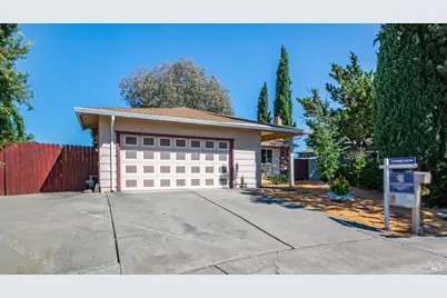 1355 Macdonald Court, Dixon, CA 95620 - Photo 3