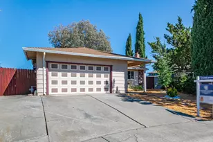 1355 MacDonald Ct, Dixon, CA 95620 - Photo 3