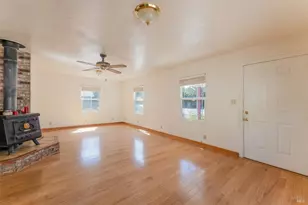 408 Grove Ave, Ukiah, CA 95482 - Photo 3