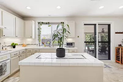 2401 Skyview Circle, Fairfield, CA 94534 - Photo 17