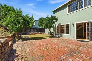 208 Essex Way, Benicia, CA 94510 - Photo 21