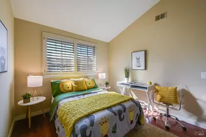 64 Mariners Circle, San Rafael, CA 94903 - Photo 27
