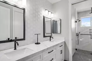 119 Maywood Ln, Windsor, CA 95492 - Photo 13